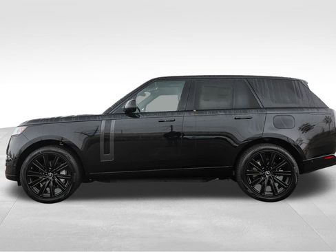 New 2025 Land Rover Range Rover SE image 8