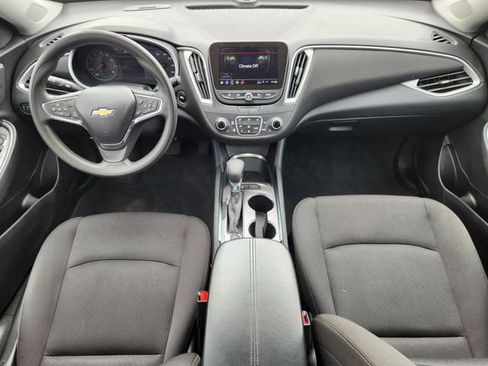 Used 2024 Chevrolet Malibu LT image 25
