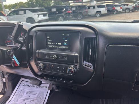 Used 2018 GMC Sierra 1500 2WD Regular Cab image 18