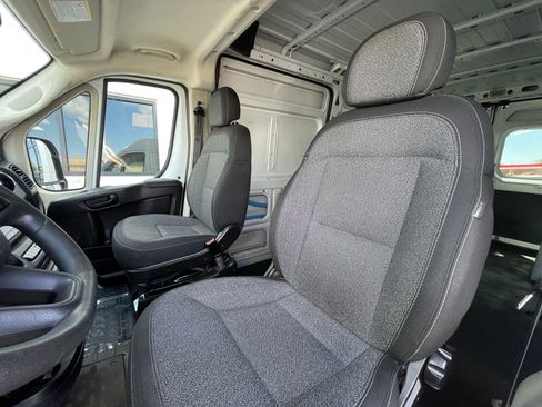 Used 2022 RAM ProMaster 2500 FWD image 10