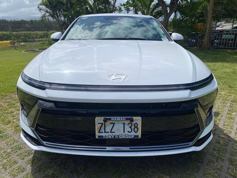 Certified 2024 Hyundai Sonata SEL FWD image 2