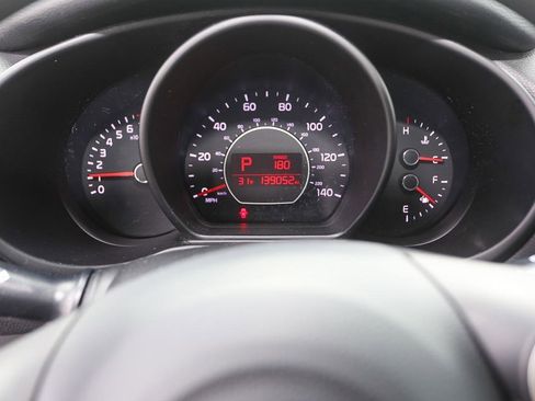 Used 2018 Kia Soul + image 14