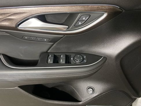 Used 2023 Buick Envision Avenir FWD image 13