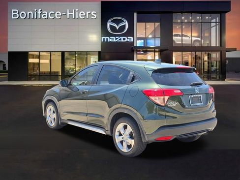 Used 2016 Honda HR-V EX image 3