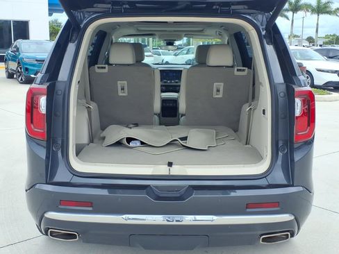 Used 2022 GMC Acadia Denali w/ Denali Ultimate Package FWD image 20