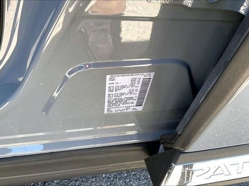 New 2026 Nissan Pathfinder Platinum AWD/4WD image 8