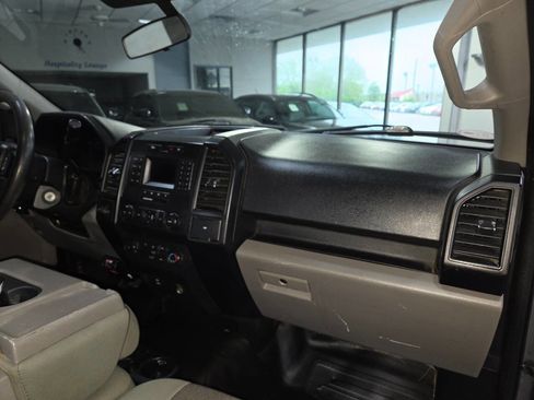 Used 2019 Ford F150 XL w/ Equipment Group 101A Mid RWD image 24