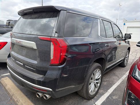 Used 2021 GMC Yukon Denali w/ Denali Premium Package image 7