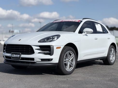 Used 2021 Porsche Macan S image 3