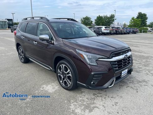 Used 2023 Subaru Ascent Touring AWD/4WD image 7