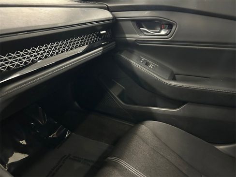 Certified 2023 Honda Accord Sport image 30