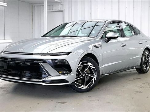 New 2026 Hyundai Sonata SEL AWD/4WD image 2