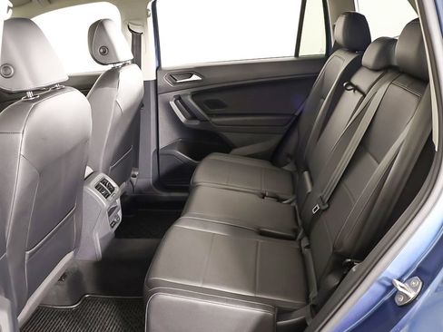 Used 2019 Volkswagen Tiguan SEL image 36