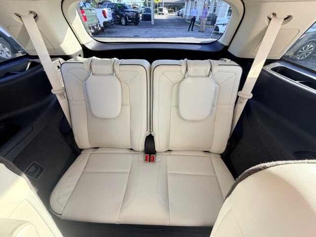 Used 2022 Lincoln Aviator Black Label Grand Touring w/ Class IV Trailer Tow Package AWD/4WD image 17