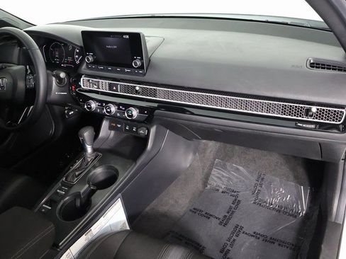 Used 2025 Honda Civic Sport image 7