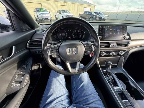 Used 2020 Honda Accord Sport image 32
