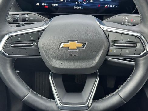 Used 2025 Chevrolet Equinox LT w/ Convenience Package II image 13