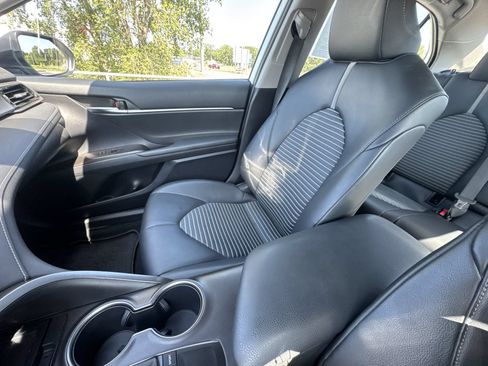 Used 2023 Toyota Camry SE FWD image 20