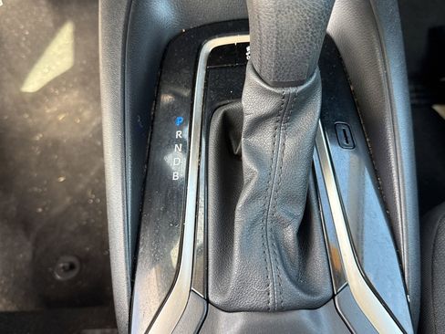 Used 2023 Toyota Corolla LE image 20