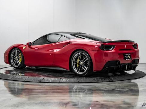 Used 2017 Ferrari 488 GTB RWD image 24