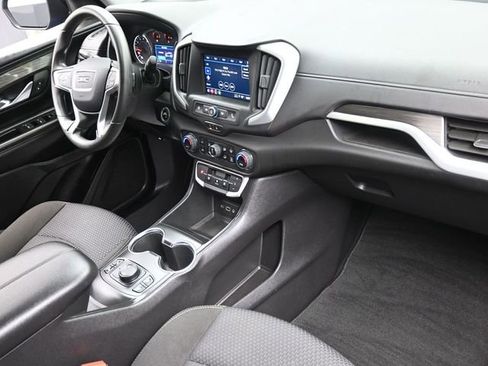 Used 2022 GMC Terrain SLE w/ Driver Convenience Package image 24