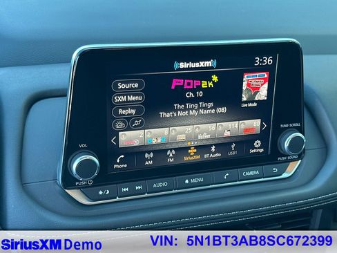 Used 2025 Nissan Rogue S image 24