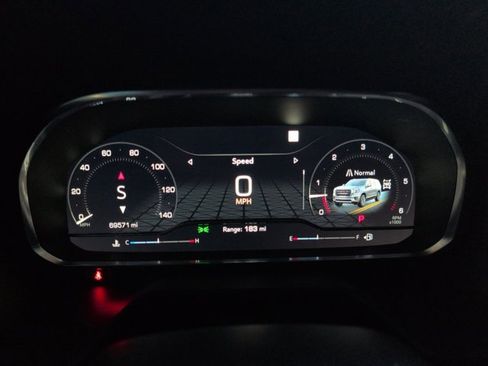 Used 2022 GMC Yukon XL AT4 image 12