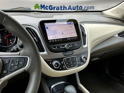 Used 2024 Chevrolet Malibu LT FWD image 9