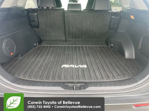 Used 2021 Toyota RAV4 XLE Premium AWD/4WD image 29