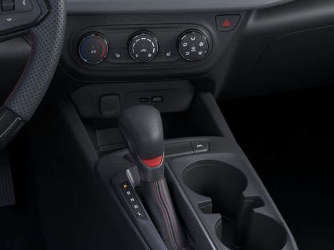 New 2025 Chevrolet Trax RS w/ Sunroof Package image 23