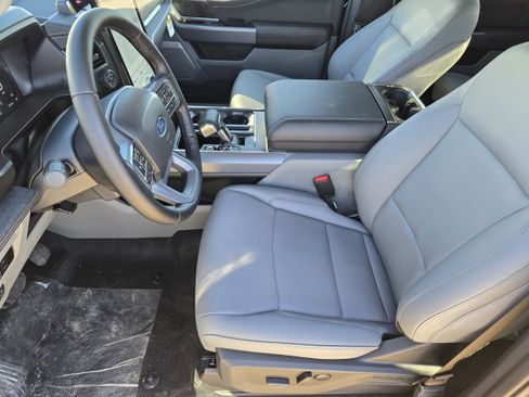 New 2025 Ford F150 Lightning Flash AWD/4WD image 9
