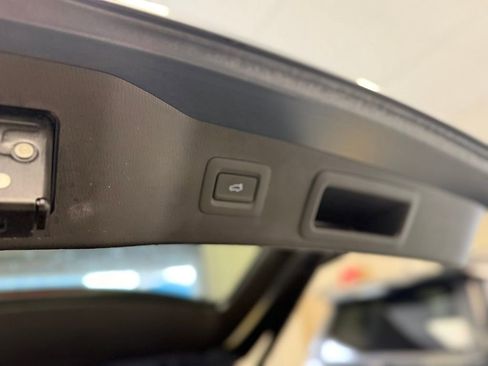 Used 2025 MAZDA CX-5 Carbon Edition image 10