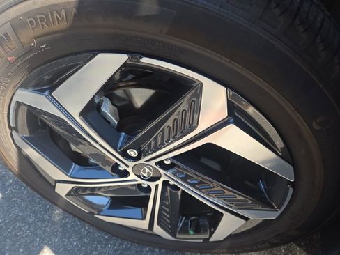 Used 2022 Hyundai Tucson Limited w/ Cargo Package image 14