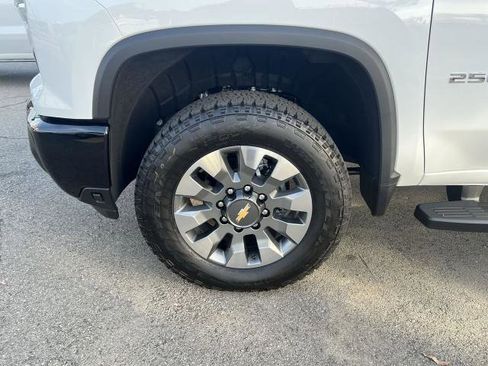 New 2026 Chevrolet Silverado 2500 Custom w/ Custom Value Package image 31