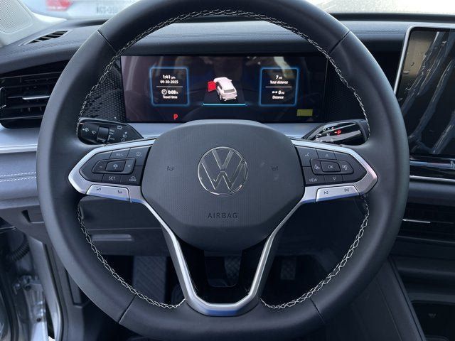 New 2025 Volkswagen Tiguan SE FWD image 15