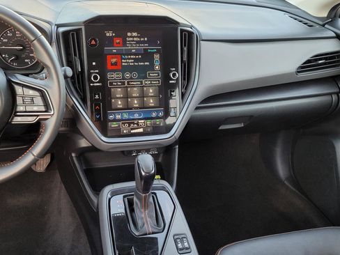 Certified 2025 Subaru Crosstrek 2.5i Limited w/ Crosstrek Mirror Package AWD/4WD image 12