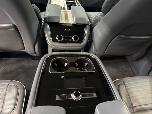 Used 2020 Lincoln Navigator L Black Label AWD/4WD image 15