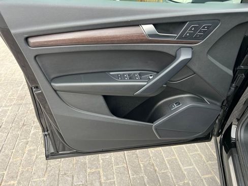 Used 2022 Audi Q5 2.0T Premium w/ Convenience Package image 10