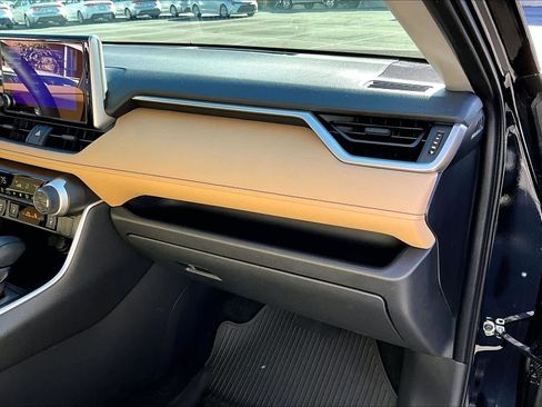 Certified 2025 Toyota RAV4 XLE image 20