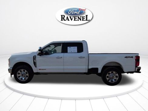Used 2023 Ford F250 Lariat w/ Lariat Ultimate Package AWD/4WD image 7