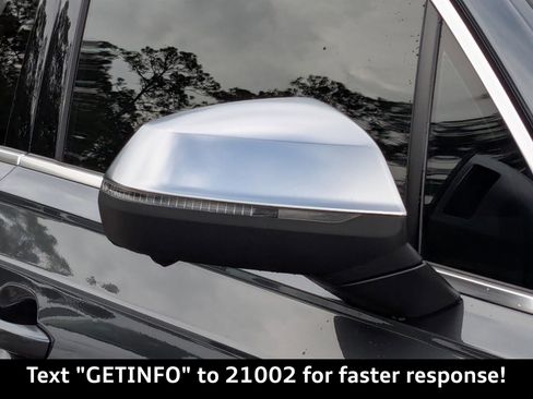 Used 2021 Audi SQ7 Premium Plus w/ Driver Assistance Package image 12