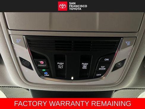Used 2024 Acura MDX SH-AWD w/ Advance Package image 30