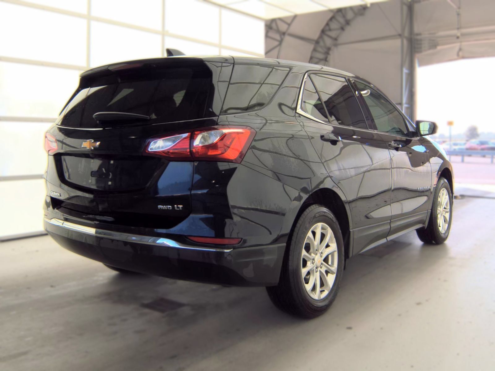 Used 2020 Chevrolet Equinox LT AWD/4WD image 6