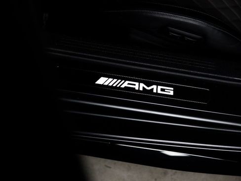 Used 2018 Mercedes-Benz AMG GT C image 11