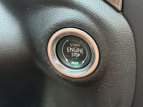 Used 2022 Chevrolet Silverado 3500 High Country image 26