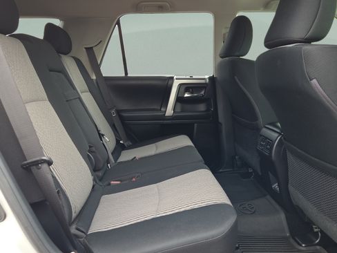 Certified 2022 Toyota 4Runner SR5 RWD image 17