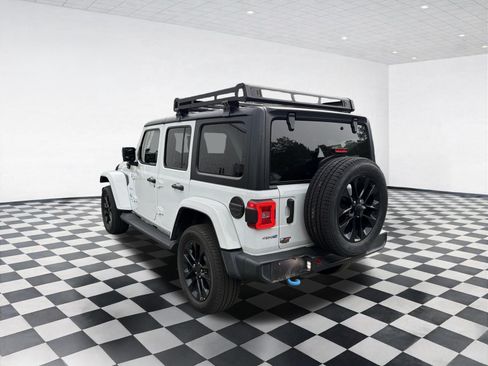 Used 2023 Jeep Wrangler Unlimited Sahara AWD/4WD image 6