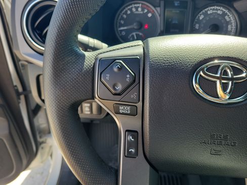 Used 2022 Toyota Tacoma TRD Sport w/ Technology Package AWD/4WD image 24