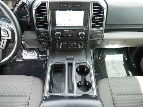 Used 2018 Ford F150 XLT w/ Equipment Group 302A Luxury AWD/4WD image 21