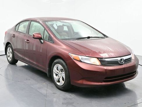 Used 2012 Honda Civic LX image 2